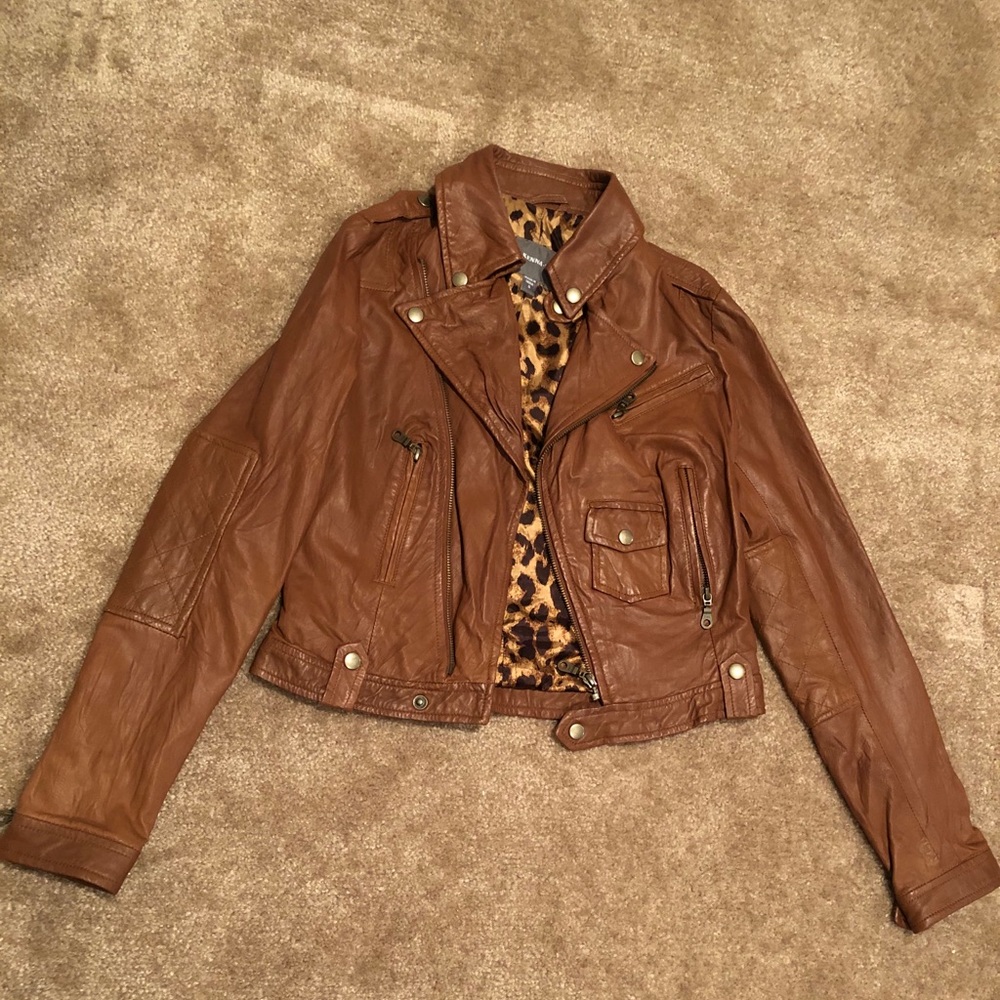 Women’s leather jacket